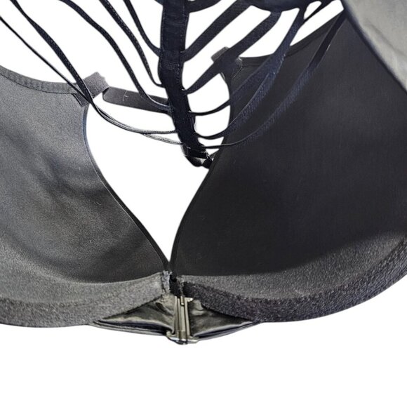 Victoria's Secret Very Sexy Push Up Bra, Front Close, Black, Strappy, 34DDD - Picture 5 of 6